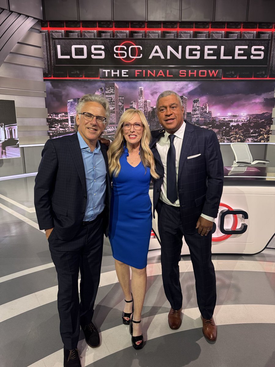 Linda Cohn (@lindacohn) on Twitter photo Ended too soon. The LA Sportscenter is no more. We said goodbye Monday Night. <a href="/stanverrett/">stan verrett</a> #NeilEverett 🥲 Ended too soon. The LA Sportscenter is no more. We said goodbye Monday Night. <a href="/stanverrett/">stan verrett</a> #NeilEverett 🥲