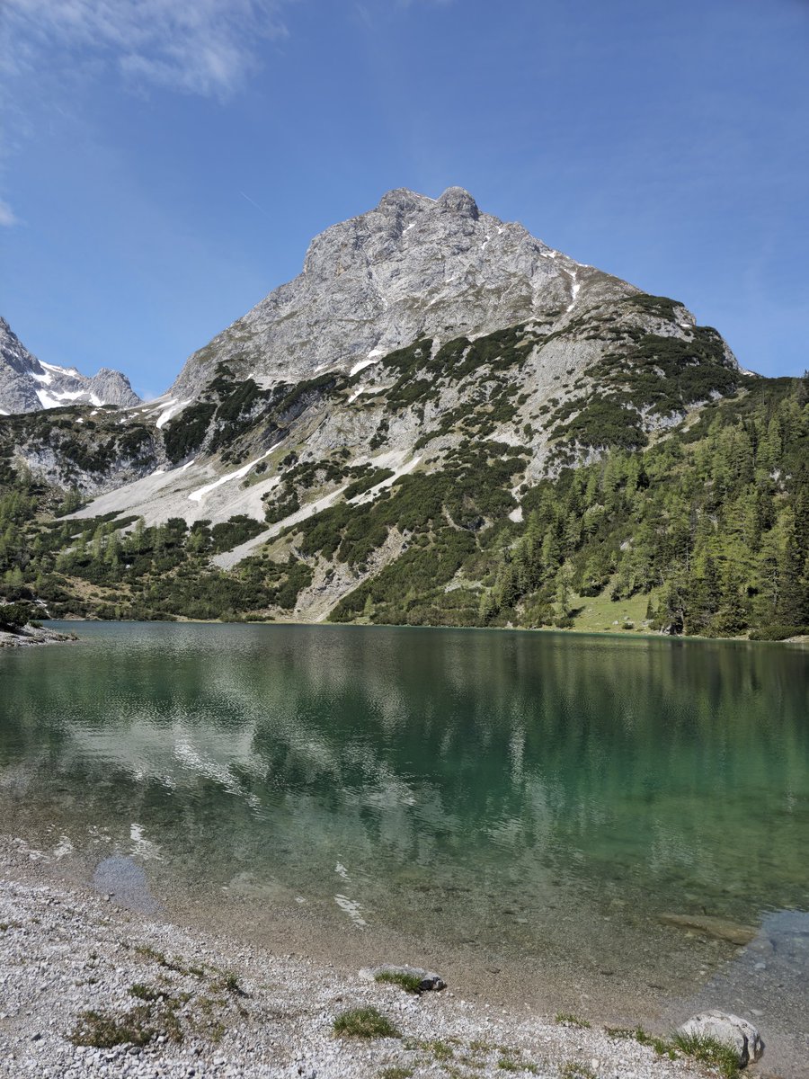 PinguinFridolin's tweet photo. #Seebensee #Alps #MarvinOnTour #hiking https://t.co/Iascdrq0tD