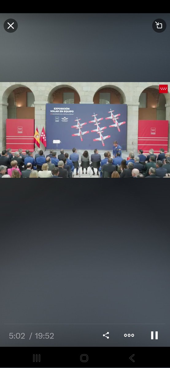 Fosy9's tweet photo. Exposición "40 años de la Patrulla Águila. Volar en equipo" https://t.co/eALvcFXXC2 https://t.co/2DbmPyV3Ye