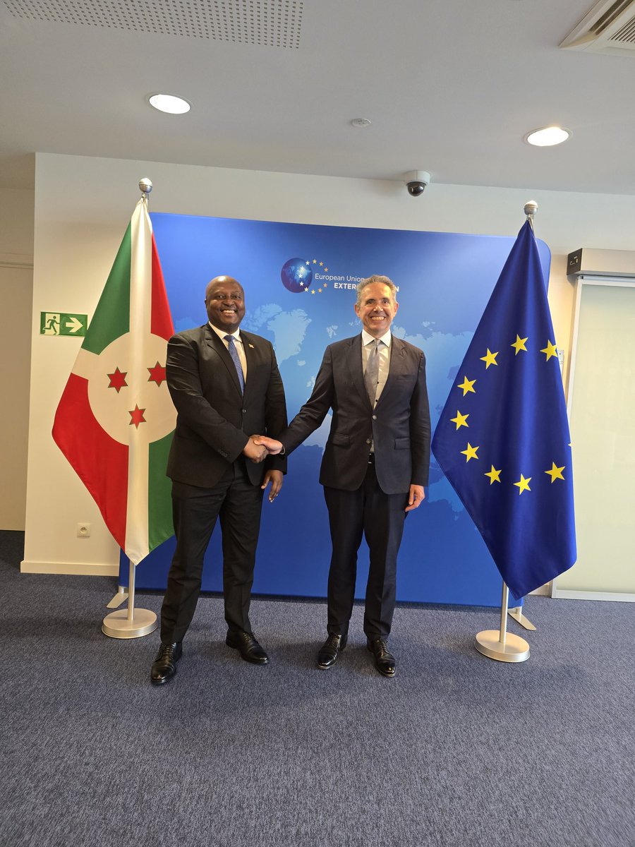Amb. Albert SHINGIRO (@ashingiro) on Twitter photo C'est avec un réel plasir que j'ai eu un entretien fructueux à #Bruxelles avec S.E Johan <a href="/JBorgstam/">Johan Borgstam</a>, Représentant spécial de l'Union Européenne pour la région des Grands Lacs. Ensemble, nous avons passé en revue la situation politique, sécuritaire et humanitaire dans la région. C'est avec un réel plasir que j'ai eu un entretien fructueux à #Bruxelles avec S.E Johan <a href="/JBorgstam/">Johan Borgstam</a>, Représentant spécial de l'Union Européenne pour la région des Grands Lacs. Ensemble, nous avons passé en revue la situation politique, sécuritaire et humanitaire dans la région.
