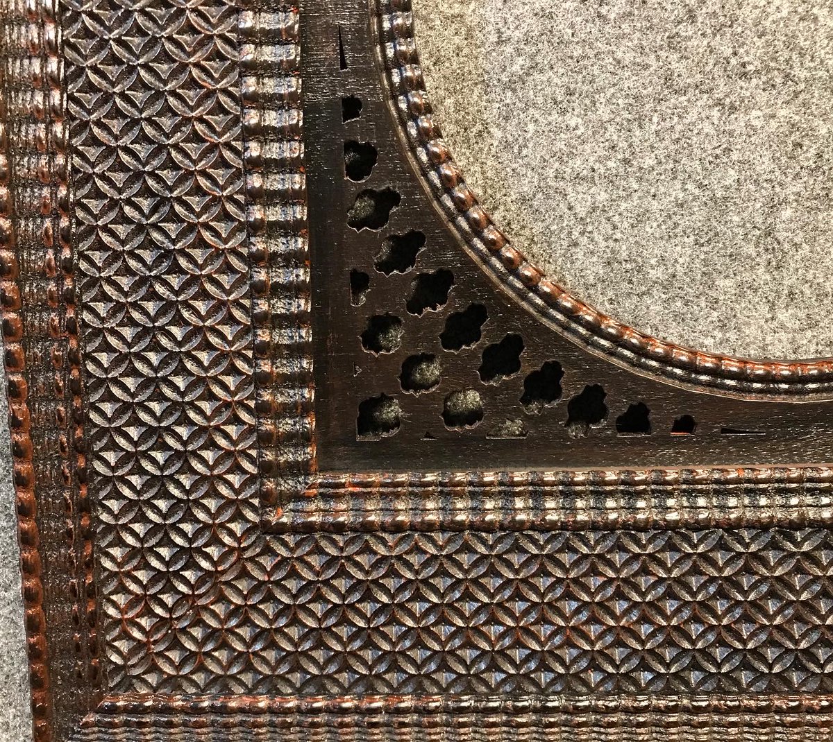 1642Designs's tweet image. Stunning Chip Carved Double Ripple with Fancy Spandrel Frame by 1642Designs. Amazing custom frames for art, photos, and interiors. #customframes #designinspiration #timelessframes #art #1642designs Timeless Frames, Old World Tradition