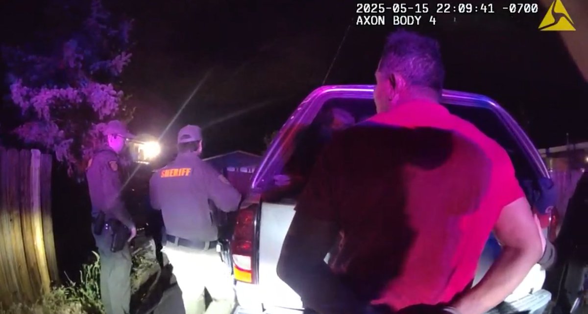 Traffic Stop Leads to DUI Arrest and Recovery of Stolen Firearms

During the evening of May 15, 2025, Washoe County Sheriff’s Office patrol deputies initiated a traffic stop on a vehicle in the area of Sun Valley for observed traffic violations.

While stopped, the driver,
