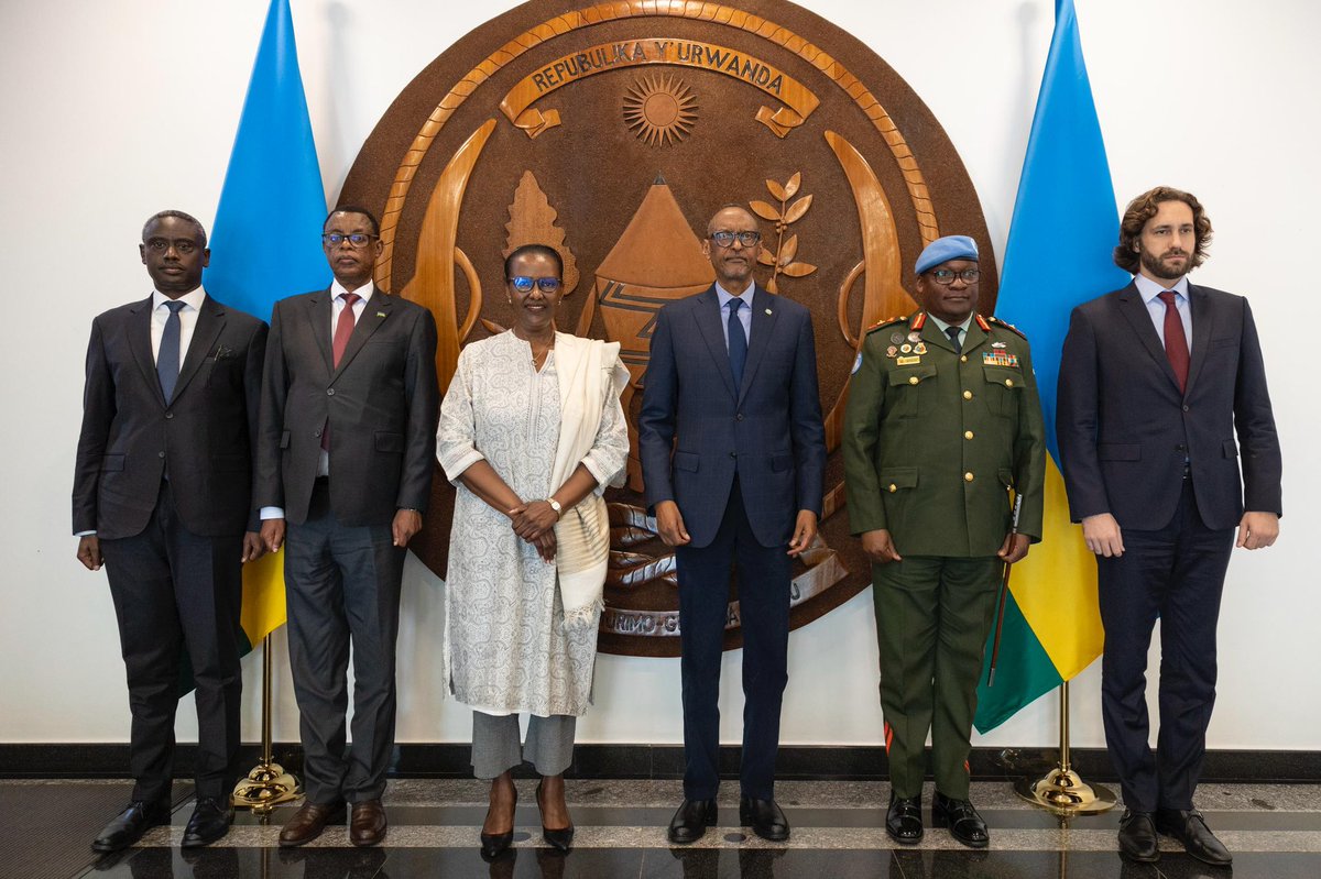 President Kagame received Ambassador Valentine Rugwabiza, the UN Secretary-General’s Special Representative for the Central African Republic and Head of MINUSCA, along with Lt Gen Humphrey Nyone, MINUSCA Force Commander, who are in Rwanda for the International Security Conference