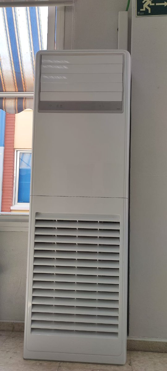 ASPROMANIS1964's tweet photo. Unas fotos del proyecto para la Climatización del Centro de Día Ocupacional Aspromanis-Málaga que va a mejorar la calidad de vida de las personas atendidas en el centro, ha sido posible gracias a la colaboración de @Fundacion_ONCE  que ha contribuido financiando parte de su coste https://t.co/juAKt9bbXu