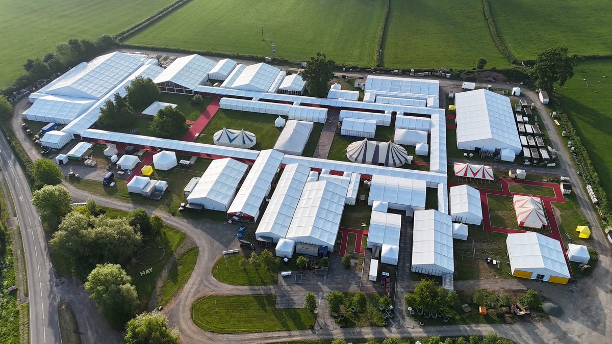 ColinSpenc4257's tweet photo. #HayFestival Up and Ready 22 May-1 June 2025. @Hayfestival #HayOnWye Photo By Ian Casely https://t.co/NIUpAvTO1a