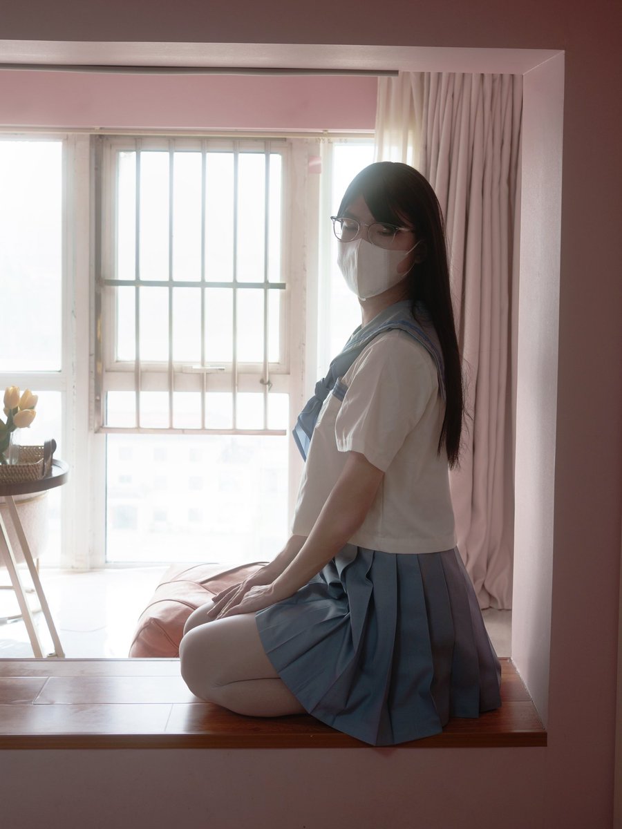JK男娘
📷：<a href="/jrchkk/">没有感情📷</a>
model：<a href="/CC7685/">CC</a> 
#上海约拍 #男娘