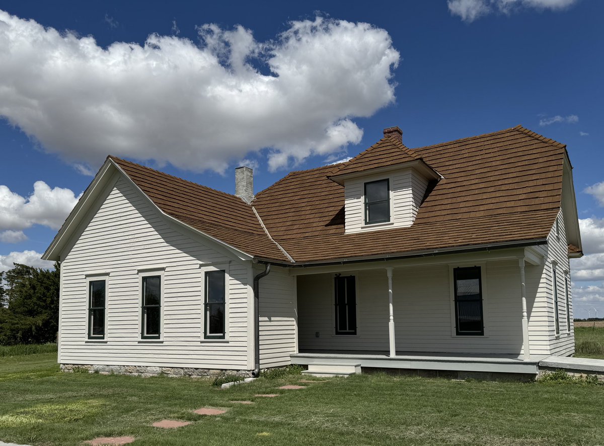 WillaCatherFdn's tweet photo. The recent complete restoration of the Pavelka Farmstead in Webster County near Bladen, Nebraska is but one of the Willa Cather Foundation’s many historic preservation success stories. LEARN MORE: https://t.co/eMSQK31xfq #PreservationMonth #TuesdayTreasure #ThisPlaceMatters https://t.co/jdzwUVtwMh