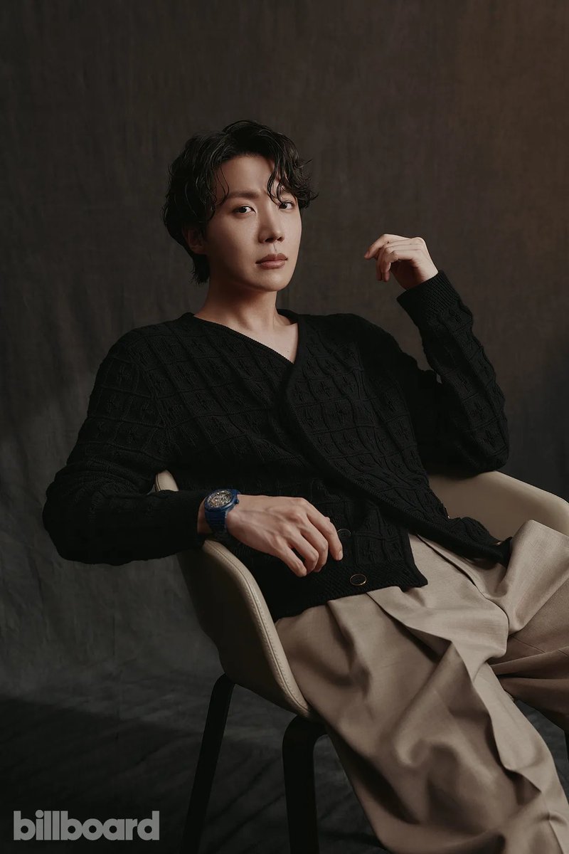 [📸] j-hope’s new photos from the Billboard Cover Shoot

#jhope #제이홉 #방탄소년단제이홉