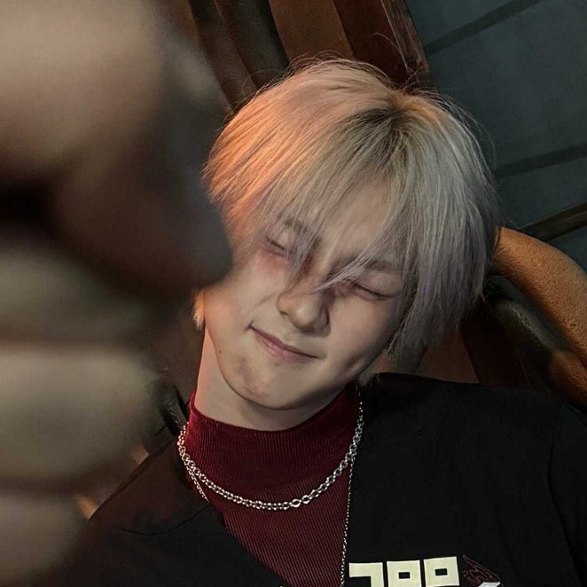 nikizet3's tweet image. ｏ
    ○
╭◜◝  ͡  ◜  ͡  ╮      ╭◜◝  ͡  ◜◝  ͡  ◝╮
(    jungwon  )     (       jungwon   )
╰◟◞  ͜  ╭◜◝  ͡ ◜◝  ͡  ◝  ͡  ╮◞◟◞ ╯
 　 　  (        jungwon       ) 
 　　    ╰◟◞  ͜  ◟◞  ͜  ◟◞ ╯