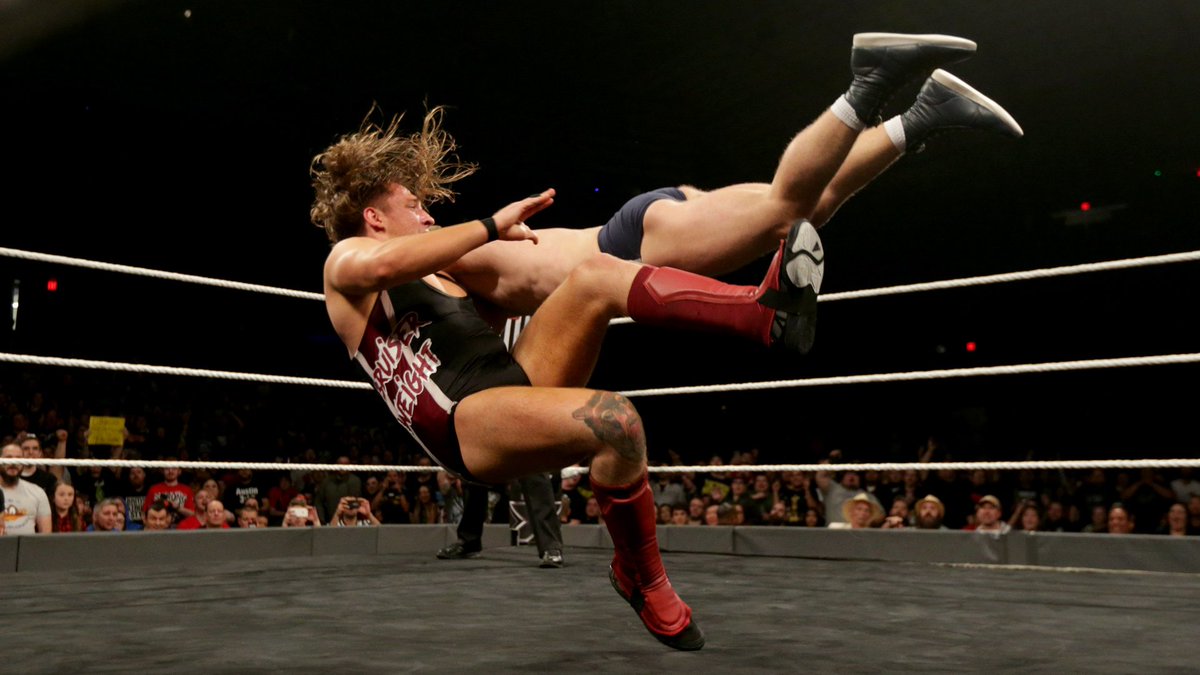NXTUK_Legacy's tweet image. May 20, 2017:

At Allstate Arena, @PeteDunneYxB defeated #TylerBate with The Bitter End during #NXTTakeover: Chicago to become the second-ever United Kingdom Champion. #NXTUK #AndNew

📸 WWE