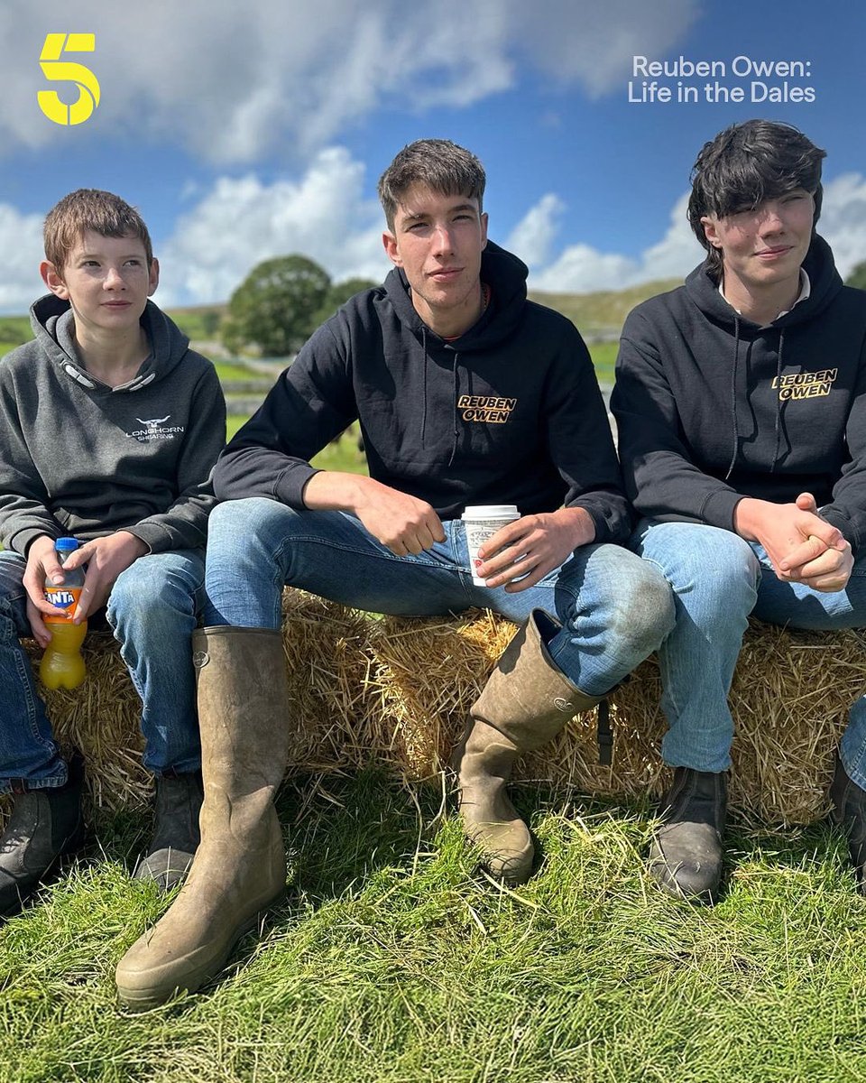 Tonight, 8pm Channel 5! 

A brand new series following Reuben Owen and his successful digger business, ably assisted by his pals and two brothers Miles and Sid, and supported by friends &amp; family, including mum Amanda &amp; dad Clive. It’s well worth a watch. 

#lifeinthedales