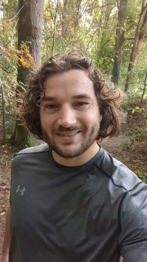 MUitvaartteam's tweet photo. Vandaag was het Mariniers Uitvaartteam als ere wacht aanwezig bij de uitvaart van oud Kplmarns Niels Klein (35 jaar) te Laren. Goede reis naar Wolk 1665 Niels. R.I.P. marinier. QPO. https://t.co/UgSIWFhM4e