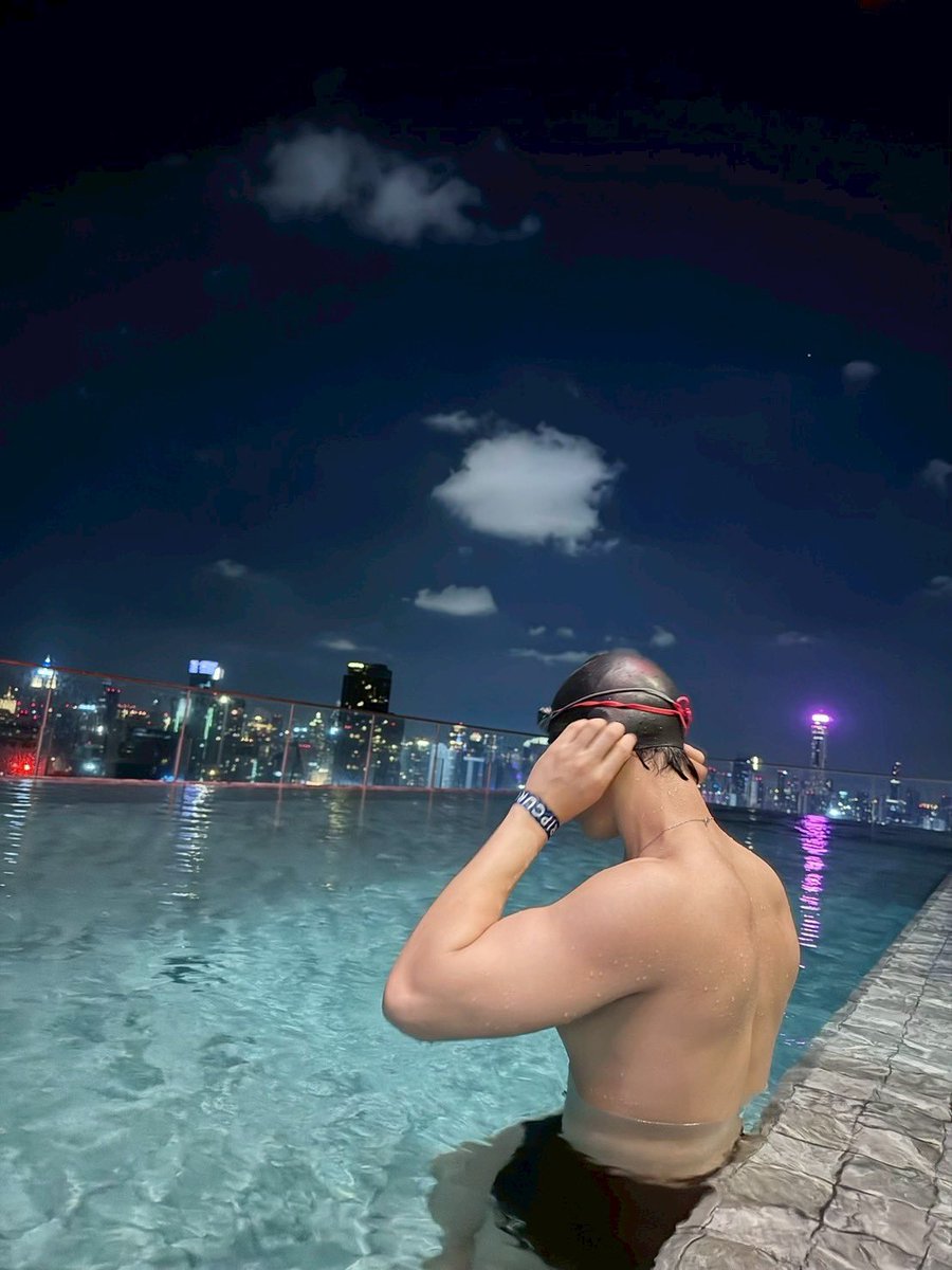 night seal ,,🦭🌟 #OhmThitiwat