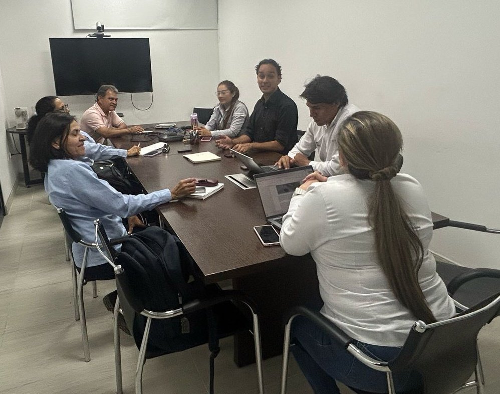 VeredaCorozal's tweet image. La defensa ambiental es un pilar fundamental del territorio; en la #VeredaCorozal acompañamos el seguimiento junto a @ANLA_Col  del correcto funcionamiento del Vertedero719 hecho por @UVRioPamplonita y las escorrentías naturales para garantizar la vida. #MarioOtero #SoyComunal