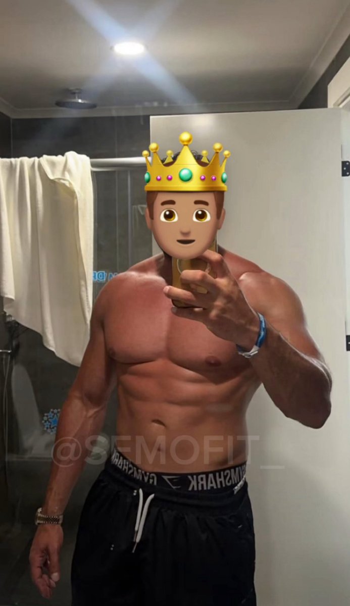 SEMOFIT_'s tweet photo. 💪🏽Entrainement terminé, viens maintenant sucer ton BOSS en te mettant à 4 pattes devant moi, sale putain qt'es🦮

💦J'veux QUE DES PASSIFS dans les RT de ce tweet, montrez-vous que j'vous mate👀

‼️J'viens de poster ma vidéo éjac sur mon canal Telegram: https://t.co/yPiG8eK7ae 😈 https://t.co/UAhyHzAJA1
