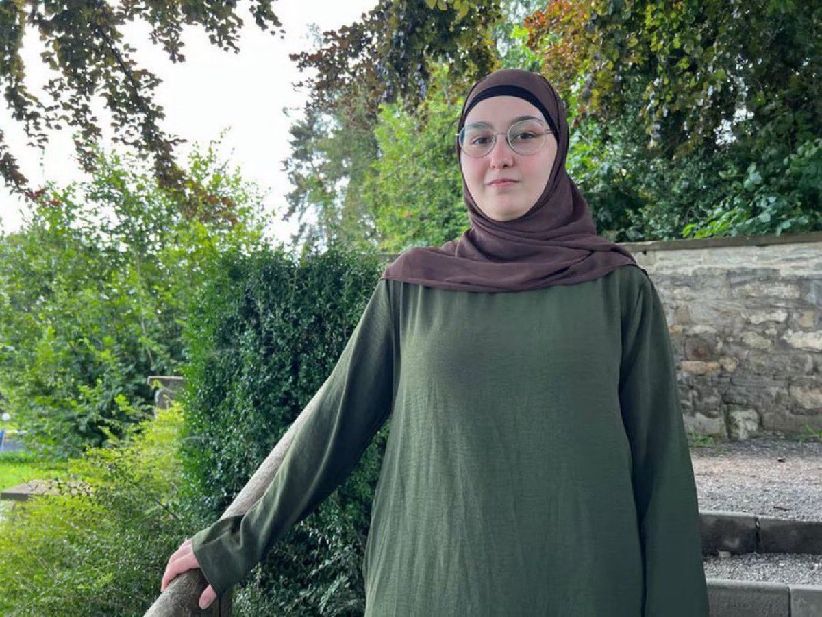 shannasparkleof's tweet photo. Une Suissesse de 24 ans épouse un musulman et traverse l'enfer de la charia : « Il contrôlait tout, m'enfermait et me battait »… 💀 Tu t’attendais à quoi  baghla ??  Jpp 🤦🏻‍♀️ https://t.co/EzOKHA4POt