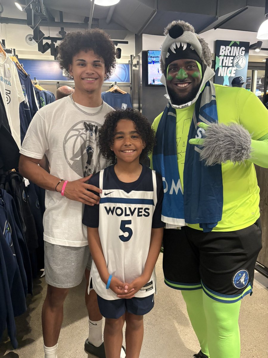 RachelAnn tweet media