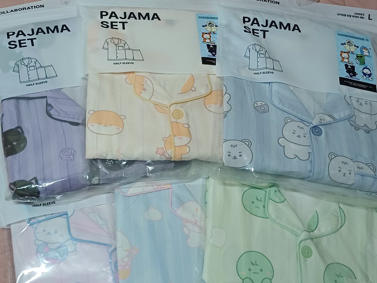 몇년치 잠옷을산거지😂
그래두 이쁘니까 하나도 포기할수없어~~