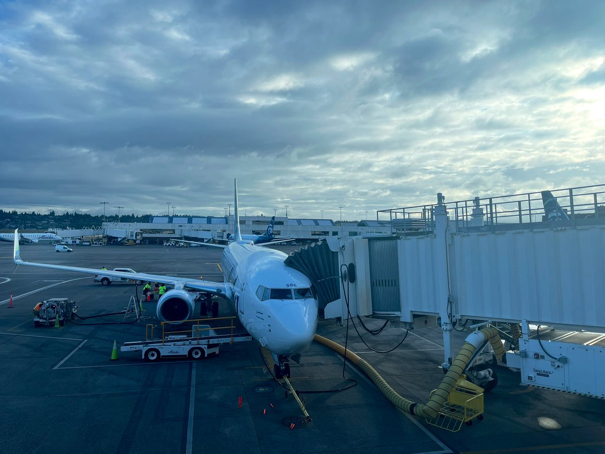 Julie Doberne MD PhD (@juliedoberne) on Twitter photo Taking off on this gorgeous spring day for #CIC2025! Looking forward to hearing about the #informatics research that is at the leading clinical edge.. the discourse, camaraderie, and the humor! <a href="/AMIAinformatics/">AMIA</a> <a href="/origamidoc/">Bimal Desai, MD, MBI, FAAP, FAMIA</a> <a href="/OHSUSurgData/">OHSU Surgical Data & Decision Sciences Lab</a> Taking off on this gorgeous spring day for #CIC2025! Looking forward to hearing about the #informatics research that is at the leading clinical edge.. the discourse, camaraderie, and the humor! <a href="/AMIAinformatics/">AMIA</a> <a href="/origamidoc/">Bimal Desai, MD, MBI, FAAP, FAMIA</a> <a href="/OHSUSurgData/">OHSU Surgical Data & Decision Sciences Lab</a>