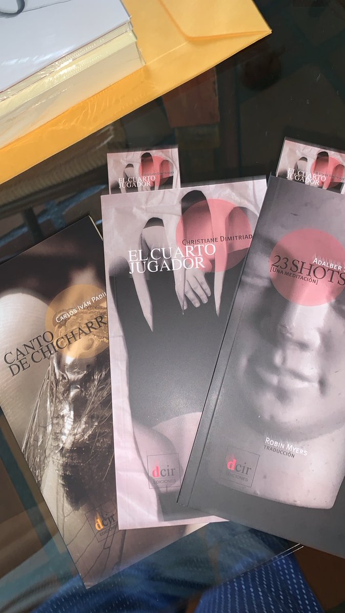 Edda Armas (@eddaarmas) on Twitter photo Concepto gráfico y fotografías de portadas de la colección de poesía venezolana <a href="/dcir_ediciones/">Dcir Ediciones</a> creadas por #annellaarmas Concepto gráfico y fotografías de portadas de la colección de poesía venezolana <a href="/dcir_ediciones/">Dcir Ediciones</a> creadas por #annellaarmas