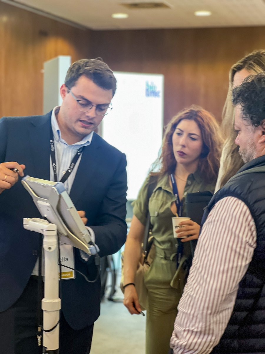 CellaMedical3D's tweet photo. 👏🏻🔝 ¡Cerramos con éxito nuestra participación en el XV Congreso de la @SECTtoracica y el XXVIII Congreso Nacional de la @AECP_FAECP!

Durante estos días, hemos compartido cómo la cirugía de precisión y la tecnología #3D están transformando la planificación de cirugías complejas. https://t.co/hcr2FHrNYP