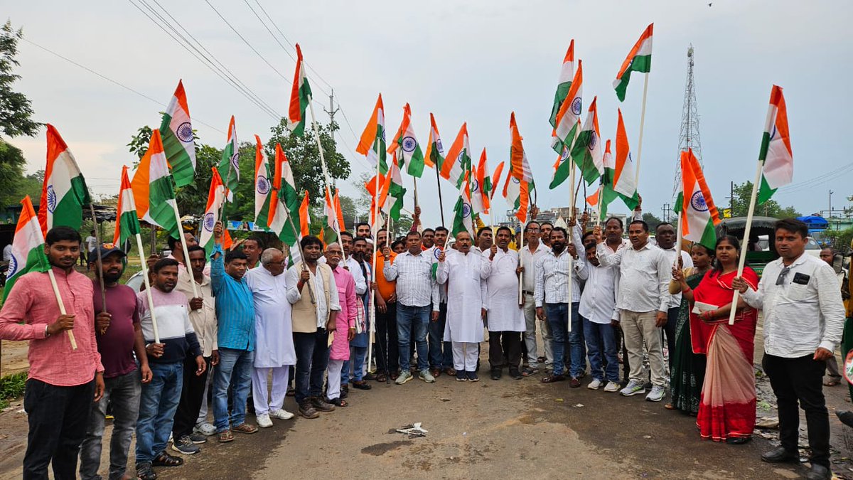 Prakash40124739's tweet photo. भारतीय सेना के शौर्य और पराक्रम के प्रतीक #OperationSindoor की सफलता तथा वीर जवानों के सम्मान में आज  ओरमांझी मंडल में भाजपा द्वारा में आयोजित तिरंगा यात्रा सम्पन हुआ  .. 

भारत माता की जय 🇮🇳 https://t.co/aUZnPXTPQk