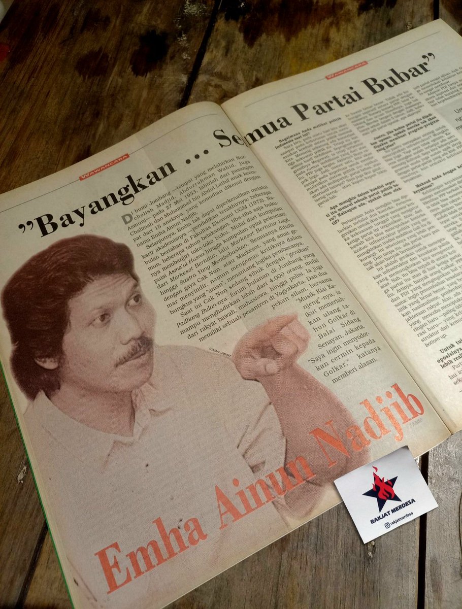 RakjatMerdesa's tweet photo. Sya akn bekerja sngat serius,namun jauh didlm lubuk hati sya slalu tertawa &amp; brkata:
Begini tho,Tuhan,senda gurauMu
La'bun wa lahwun.
Untunglah Tuhan tak akn prnah brtanya kpd sya "apa yg kau hasilkan" mlainkan "sberapa jauh kau berjuang"

Emha Ainun Nadjib/Nov 95
#72tahuncaknun https://t.co/rR20gyTPBL