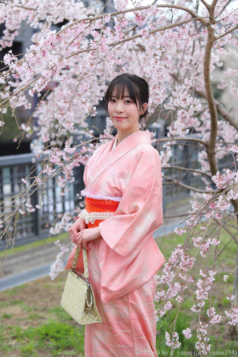 d_yama354's tweet photo. 2025.4.6 #コノハナサクヤ姫 和装撮影会 (#仙台西公園)
Model: #一富あい さん @ai_ichitomi_epi
だいぶ遅くなったけど🙇♂️先月頭の西公園での🌸👘📸をアップしてきます。
少し早かったけど咲いてる桜があって良かった!
#掲載許可済
#東北ビューティー撮影会
#epi
#epimodel
#epigirl
#epiphoto
#撮影会 https://t.co/Juq0Bmcyvm