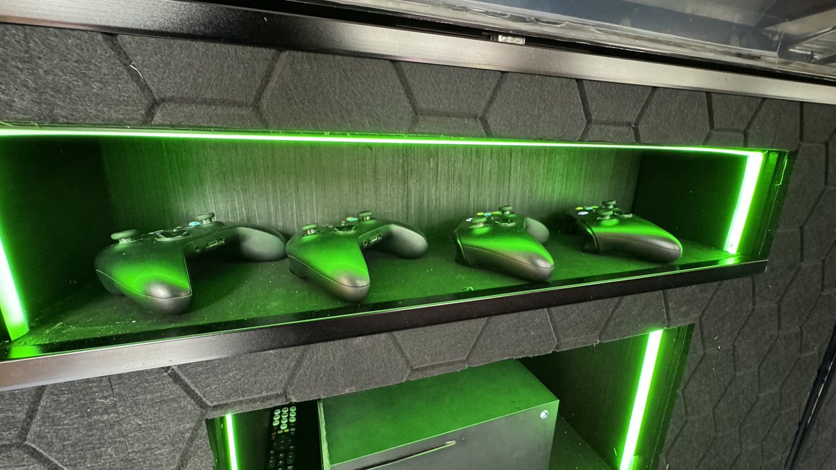 K&ESR (@kandesrailway) on Twitter photo ๐๐ฎ GAMERS, THIS ONEโS FOR YOU! ๐ฎ๐
๐ฎ๐ Gaming meets steam!
Play PS5 & Xbox on a MOVING train this half-term (26โ30 May) with @KESRailway & <a href="/TechZoneUK/">Josh Maguire IC</a>.
Tickets ยฃ49.50 (1 gamer + 1 adult)
๐๏ธ Limited spots โ Book now
kesr.org.uk/gaming-on-the-โฆ ๐๐ฎ GAMERS, THIS ONEโS FOR YOU! ๐ฎ๐
๐ฎ๐ Gaming meets steam!
Play PS5 & Xbox on a MOVING train this half-term (26โ30 May) with @KESRailway & <a href="/TechZoneUK/">Josh Maguire IC</a>.
Tickets ยฃ49.50 (1 gamer + 1 adult)
๐๏ธ Limited spots โ Book now
kesr.org.uk/gaming-on-the-โฆ