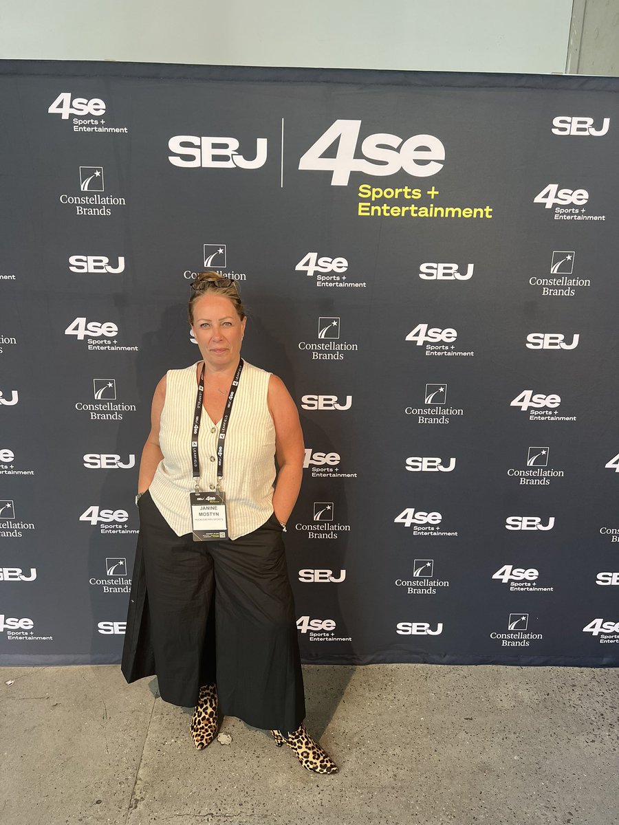 Janine Mostyn tweet media