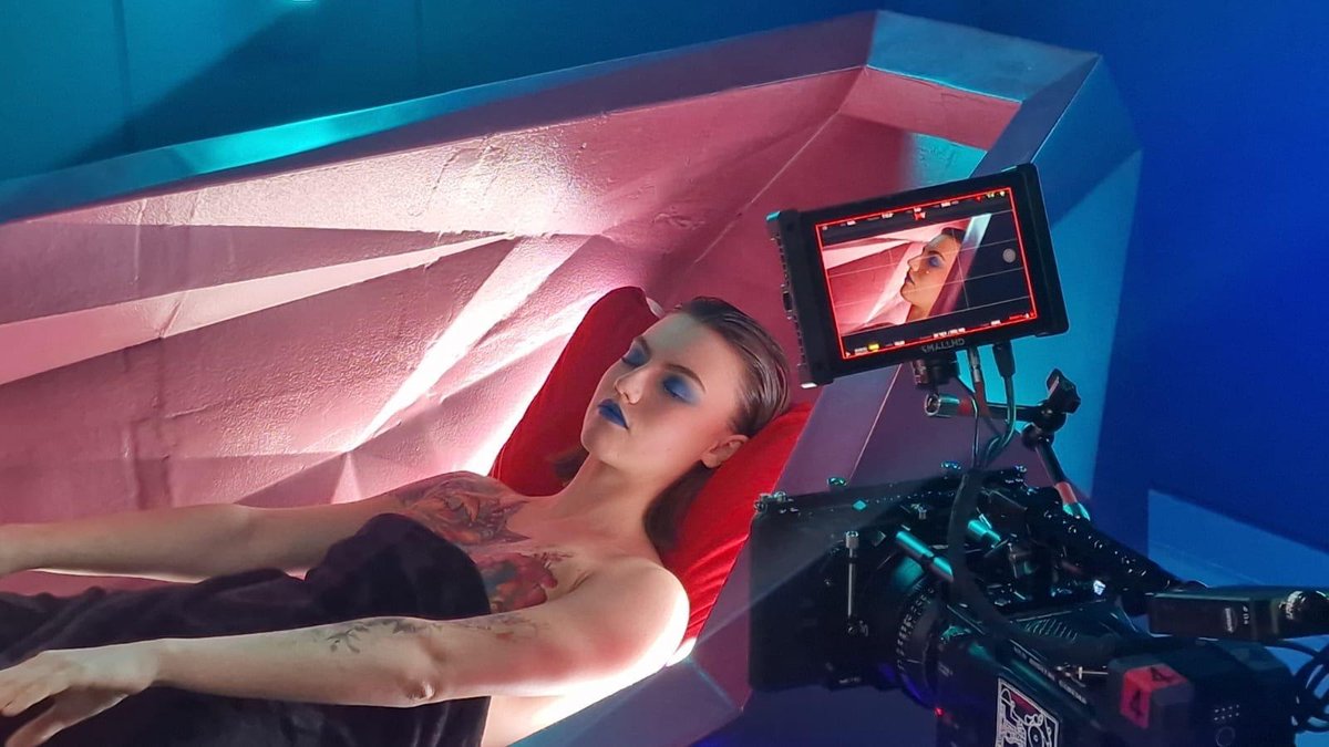 teleaudiencias's tweet photo. #CINE🎬: Stephanie Gil y Matt Testro protagonizarán la película 'Red Hot Chili Icecream'. Una producción de ciencia ficción dirigida por el cineasta Denis Kryuchkov. https://t.co/ErfkIsKozJ https://t.co/0jegrOKeqR
