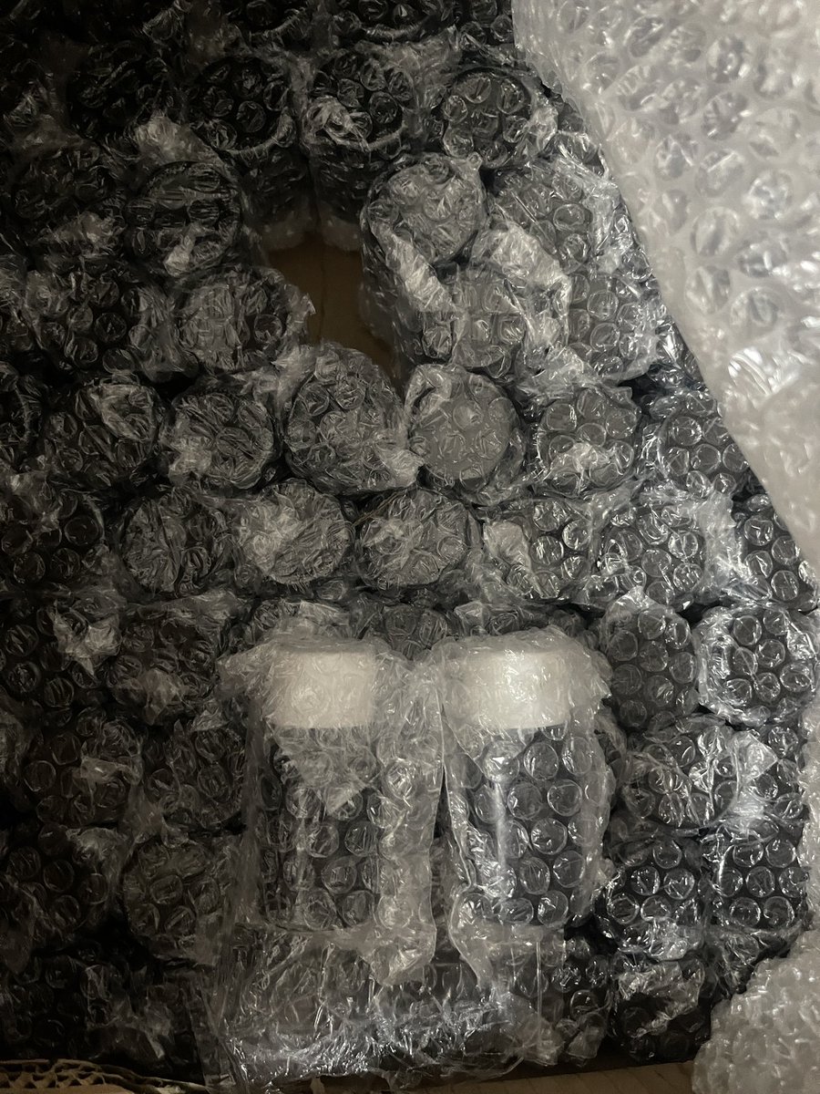 da1SsSsSM's tweet photo. spin到货了 大量接代理
加强版spin 更舒服 更到位🔥
使用完全身麻麻的，效果更强时间更久，想要的来

#rush #G点液 #0号胶囊 #斯宾 #spin #蓝品会 #老犀牛 #骚0 #嗨操 #伟哥 #性药 #同志 #同性恋 https://t.co/rN82LCaj3x