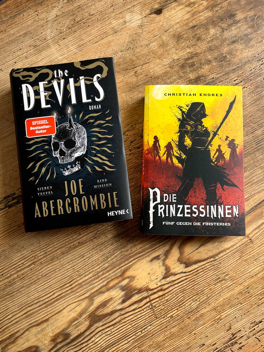 The Devils, der neue #Grimdark Roman von #JoeAbercrombie. Unterhaltsames Buch über eine Art Suicide Squad in einer mittelalterlichen Alternate History, wo es Magie, Elfen, Werwölfe &amp; Co gibt. Schön derb. Wie die Prinzessinnen, falls ihr mehr deftige #Fantasy sucht ... #thedevils