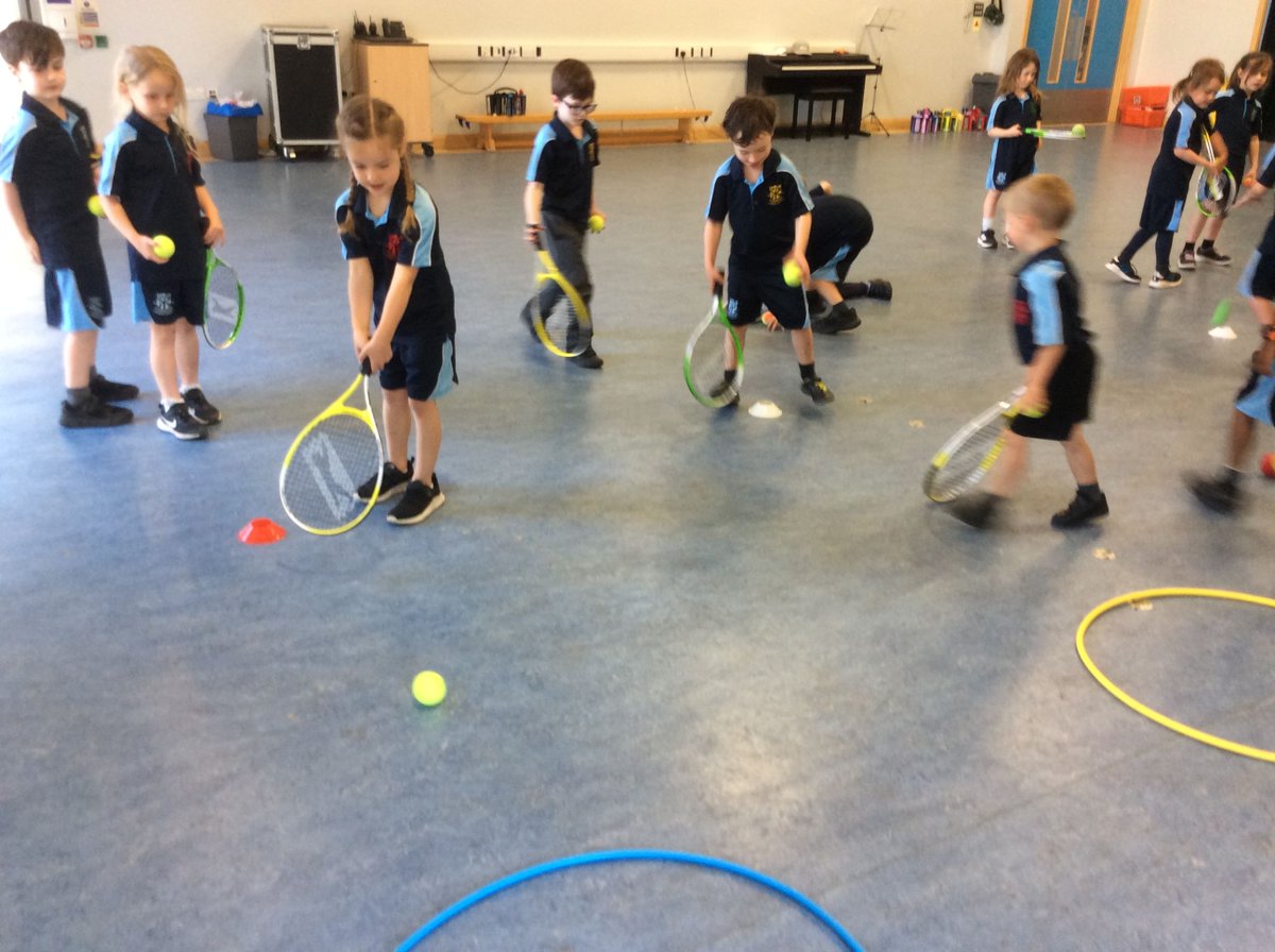 HambrookSchool's tweet photo. #Hambrook1 have finished their PE unit rackets, bats and balls. They have learnt how to dribble and control the ball as well as aim and work as a team. Great job! https://t.co/kxRw2RvaKU