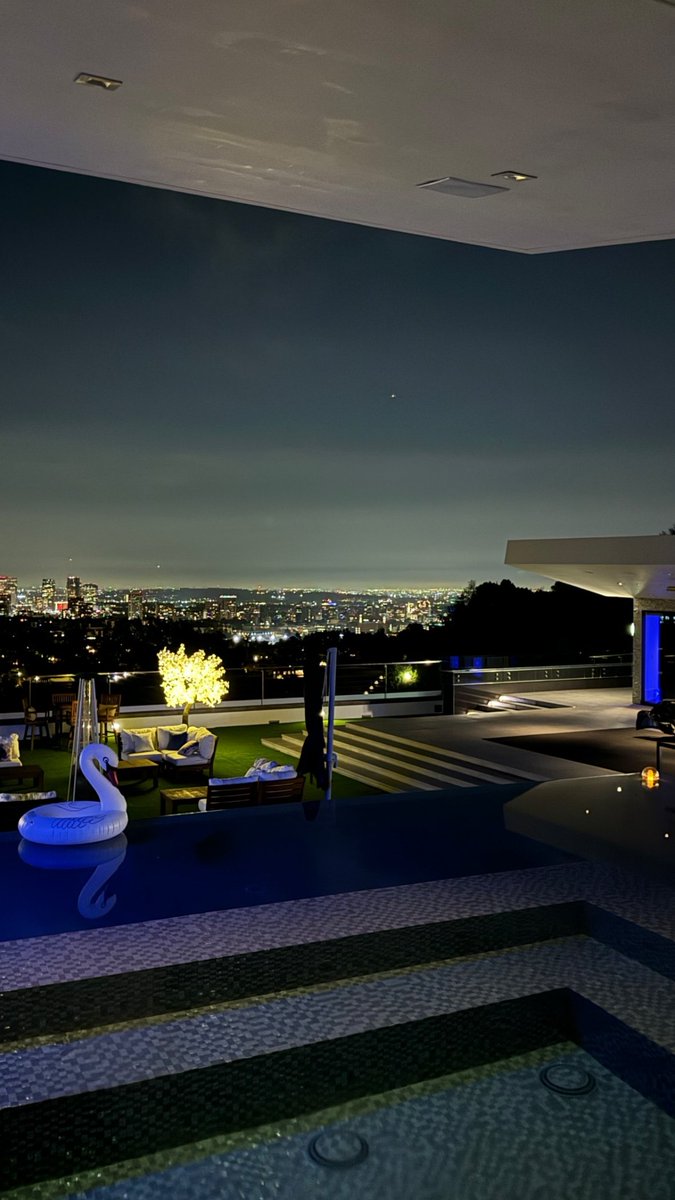 Travis Riches tweet media