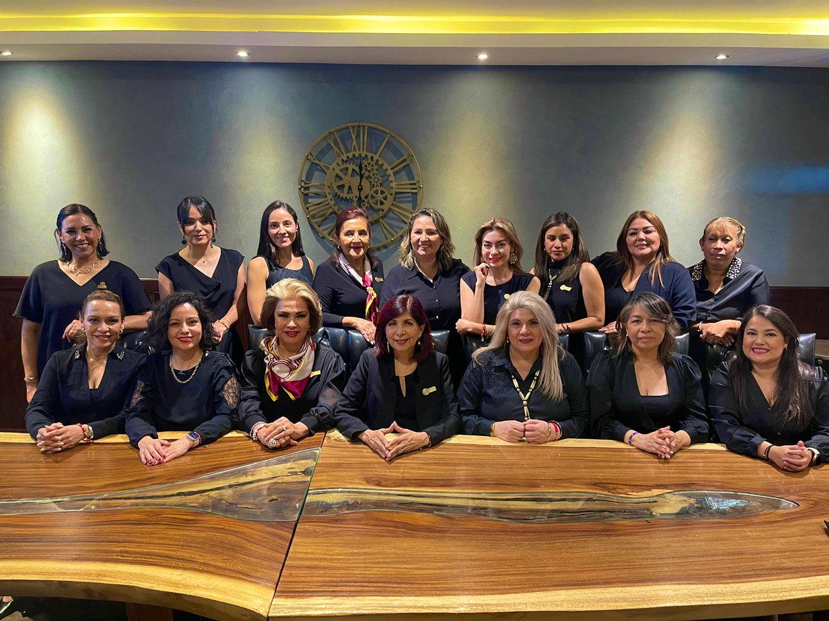 Nuestra presidenta <a href="/edhalim/">Eddie Halim</a> participó en la asamblea extraordinaria de presidentas estatales del CCME, junto a nuestra presidenta nacional, en el marco de nuestro congreso anual en Chihuahua, en la cual presentó un informe detallado 2024 y 2025.