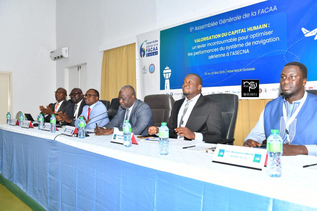 meteosenegal's tweet photo. Optimisation du système de navigation aérienne à l’ASECNA : Les contrôleurs aériens cogitent à Dakar sur la valorisation du capital humain

La suite sur notre site : https://t.co/qnuvVYRf7N

#mitta
#anacim
#meteosenegal
#ASECNA
#APCCAS
#FACAA
#controleursaeriens https://t.co/5OBRhiDVnM