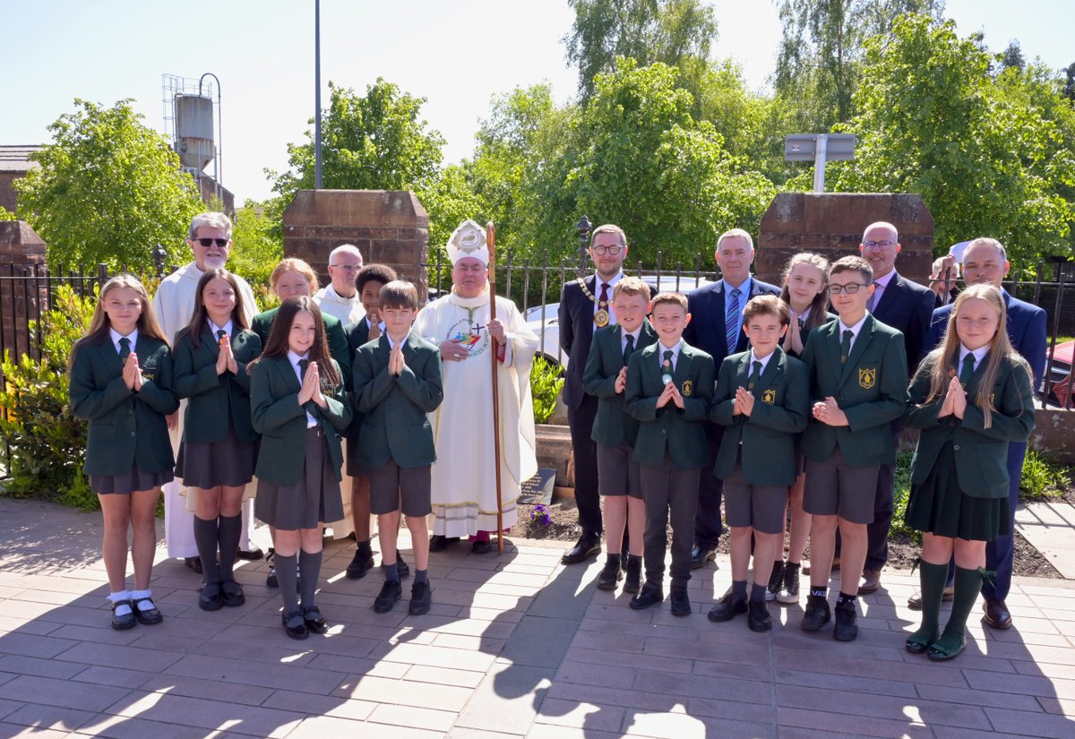 A proud milestone for Cathedral PS as they celebrate 150 years of faith and learning with a special Mass at Motherwell Cathedral, and a fantastic P7 history exhibition. Congratulations to all. 

Read more: ow.ly/IgTn50VVHHt
