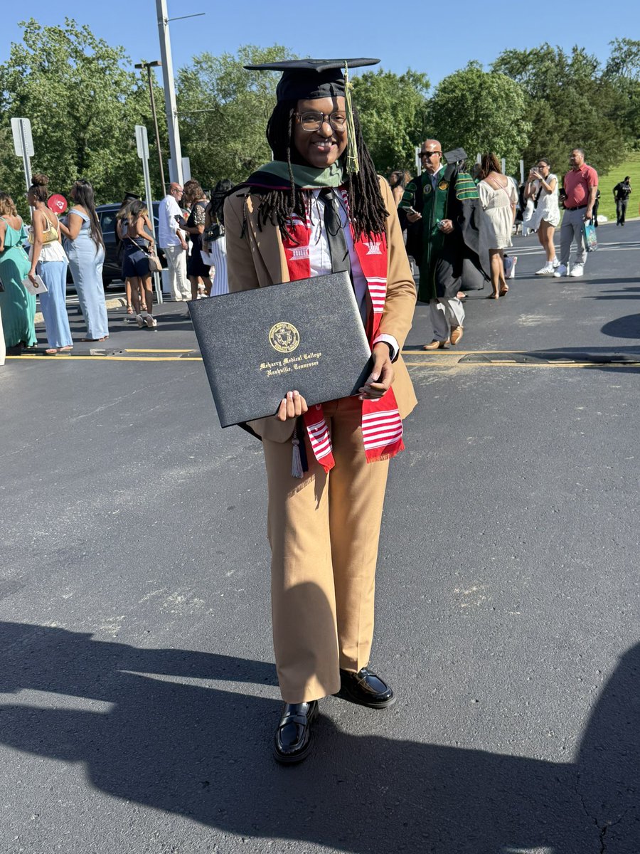 i really sat there and earned a master’s degree last weekend. blessed to arrive at yet another mile marker in this marathon that we call life🙏🏾