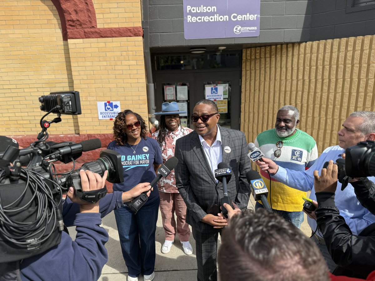 gainey_ed's tweet photo. I just cast my vote for a Pittsburgh for all!

CommUnity, the power is in your hands today. We can keep fighting for change and building a city for all OR we can let Trump consultants, MAGA megadonors, and corporate real estate executives take us backwards.

Let’s get it done! https://t.co/UEx4Y0B1wu