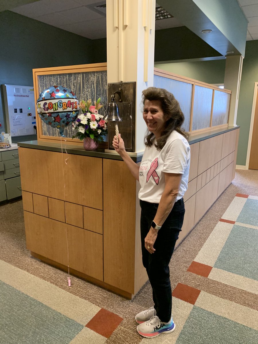 sgoodwin307's tweet image. Happy anniversary to my beautiful wife on her one year anniversary of ringing the bell!  You are a fighter!  I love you! ❤️❤️
#beatcancer