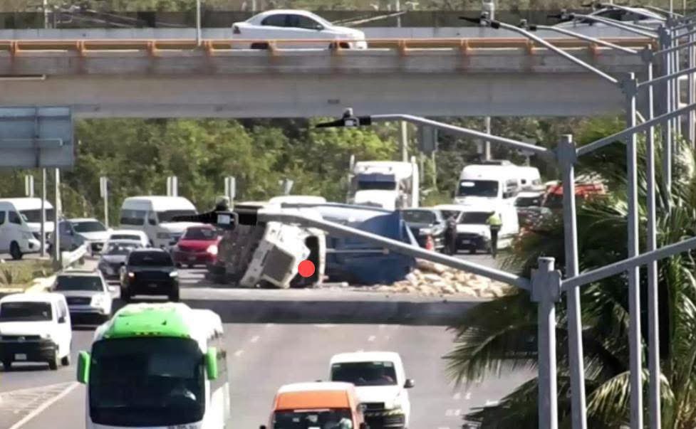 Enlace Urbano QR tweet media