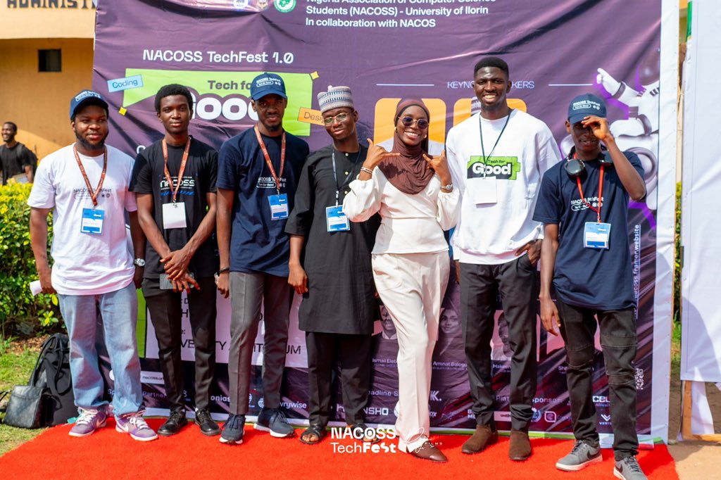 NACOSS_UIL's tweet image. Behind every major win is a team that didn’t quit!🙌❤️
To the NACOSS executive crew — your dedication powered this entire experience.
We see you!✨
We appreciate you✨
We celebrate you!✨

#NACOSSUnilorin 
#NACOSSTechfest 
#NACOSSSYNC 
#TechForGood