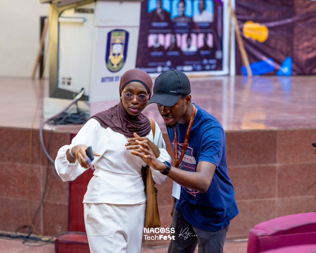 NACOSS_UIL's tweet image. Behind every major win is a team that didn’t quit!🙌❤️
To the NACOSS executive crew — your dedication powered this entire experience.
We see you!✨
We appreciate you✨
We celebrate you!✨

#NACOSSUnilorin 
#NACOSSTechfest 
#NACOSSSYNC 
#TechForGood
