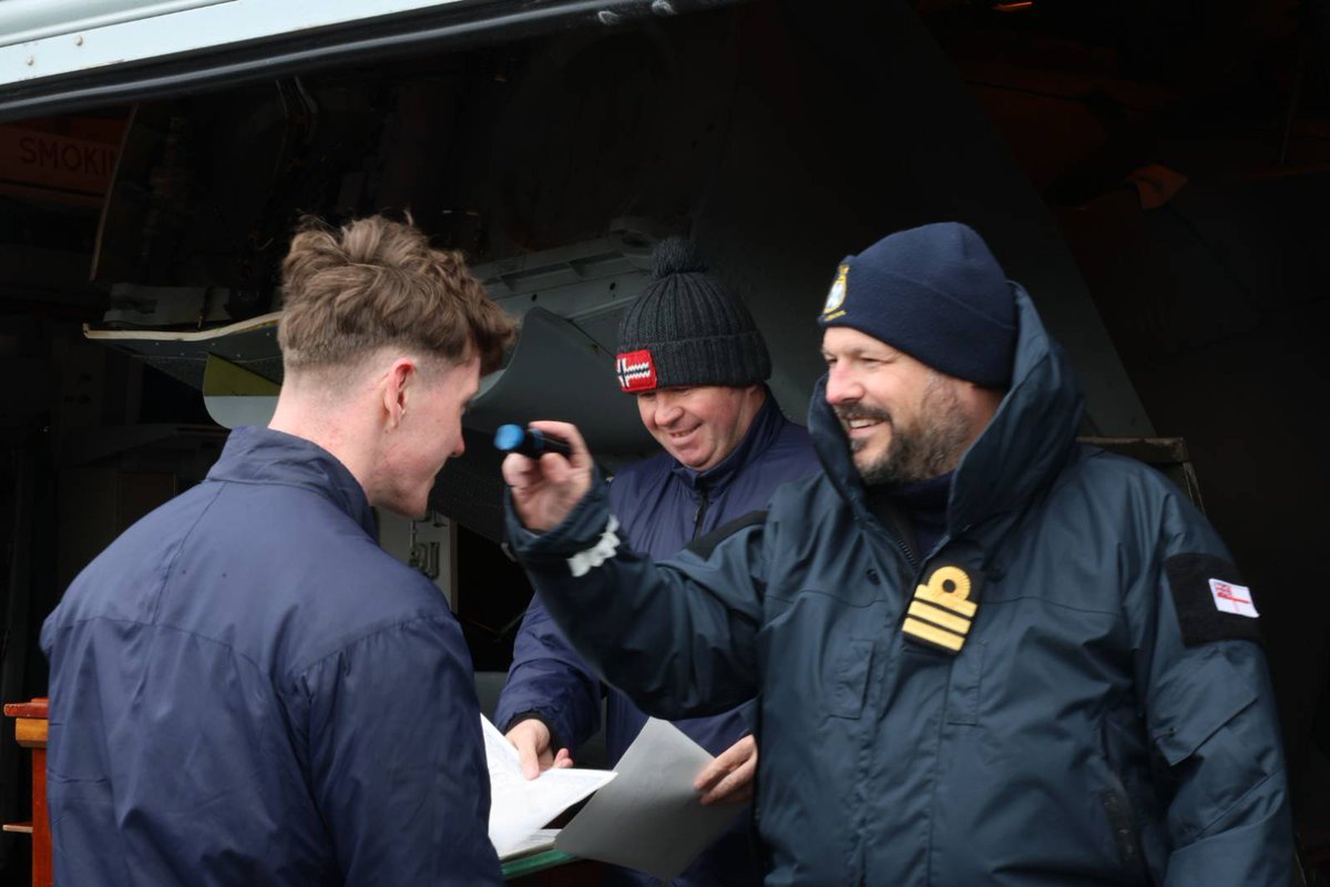 HMSStAlbans's tweet image. @HMSStAlbans #814NAS did on 20 May 25 cross into The Arctic Circle bound for the frosty wastes of The Land of the Midnight Sun.