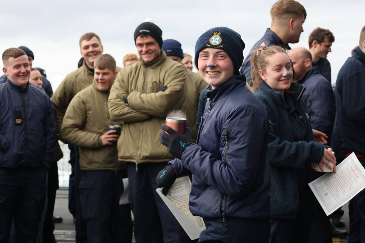 HMSStAlbans's tweet image. @HMSStAlbans #814NAS did on 20 May 25 cross into The Arctic Circle bound for the frosty wastes of The Land of the Midnight Sun.