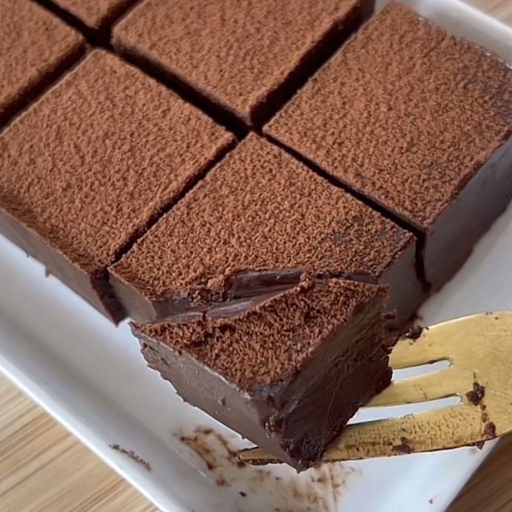 luvvyyeon's tweet photo. Cake coklat no oven

Cr luvitaho https://t.co/XL8Y90hLxK