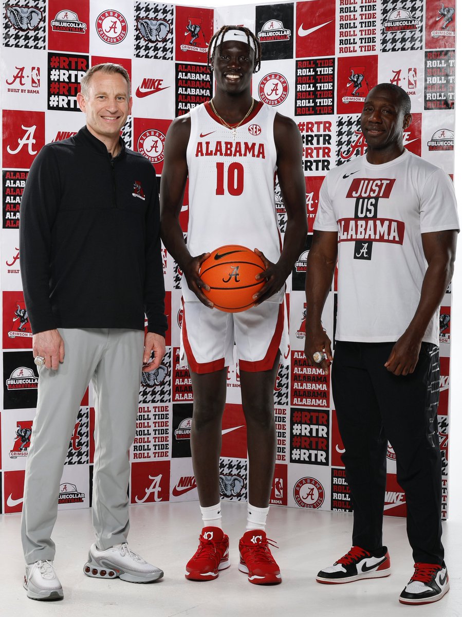 Joe Tipton (@tiptonedits) on Twitter photo I will be hosting an Instagram Live Interview tonight at 7:00 PM CT with Alabama signee Taylor Bol Bowen.
Tune in to learn more about <a href="/taylorbolbowen/">taylor bol bowen</a>, his commitment to Alabama, and just some fun conversation.
Click the link to set a reminder: instagram.com/tiptonedits?up… I will be hosting an Instagram Live Interview tonight at 7:00 PM CT with Alabama signee Taylor Bol Bowen.
Tune in to learn more about <a href="/taylorbolbowen/">taylor bol bowen</a>, his commitment to Alabama, and just some fun conversation.
Click the link to set a reminder: instagram.com/tiptonedits?up…