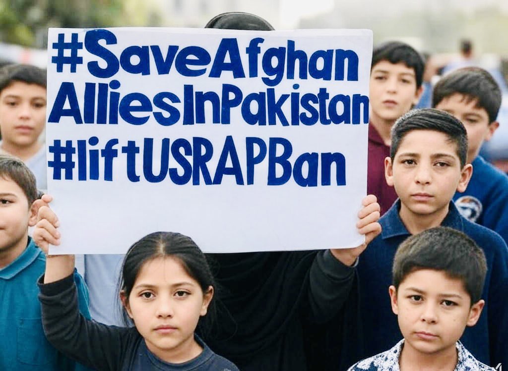 enayataskari's tweet photo. @IvankaNews_ @yashar2222 The news of visa extension suspension in Pakistan has terrified us.
Being deported to Afghanistan means a slow, painful death for many of us.
Hundreds of U.S. allies are trapped between fear and hopelessness.
Please hear our voice.
#Save_Afghan_Allies_P1P2 https://t.co/rvsQhdMFml