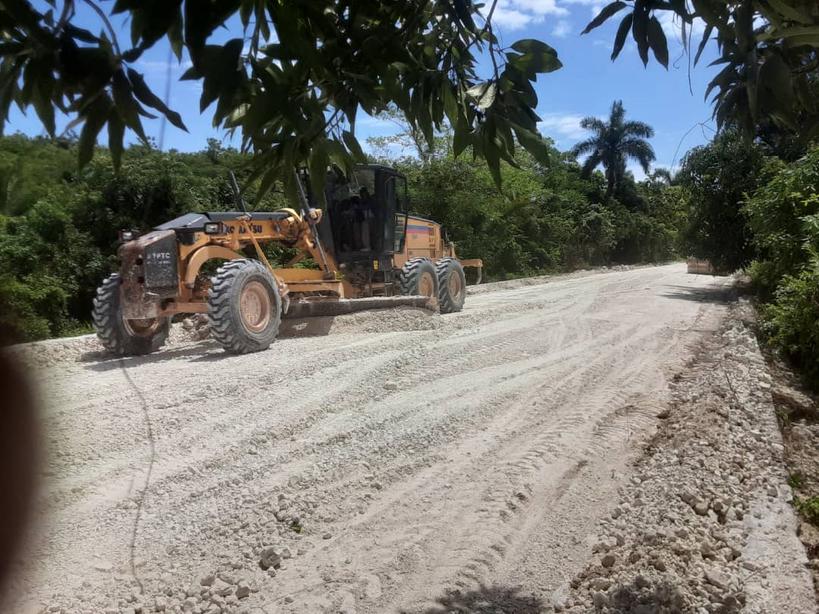 Reskape1020's tweet image. An preszans direkté depatmantal #TPTC #GRANDANS lan ing PARIS Kesnel , jounen 19 me 2025 lan travay pou amelyore twonson wout soti kafou katon pou rive lan komin Bonbon derape. Yon lót fwa ankó moun grandans bat bravo pou inisyativ sa kap pémét yo sikile pi byen.
#MTPTC
#GANDANS